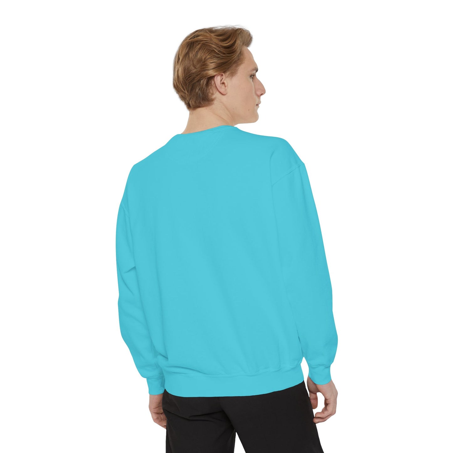 Sudadera TushLife Cozy Coral de Printify, de punto suave y teñida en prenda, vista en una imagen con fondo neutro.