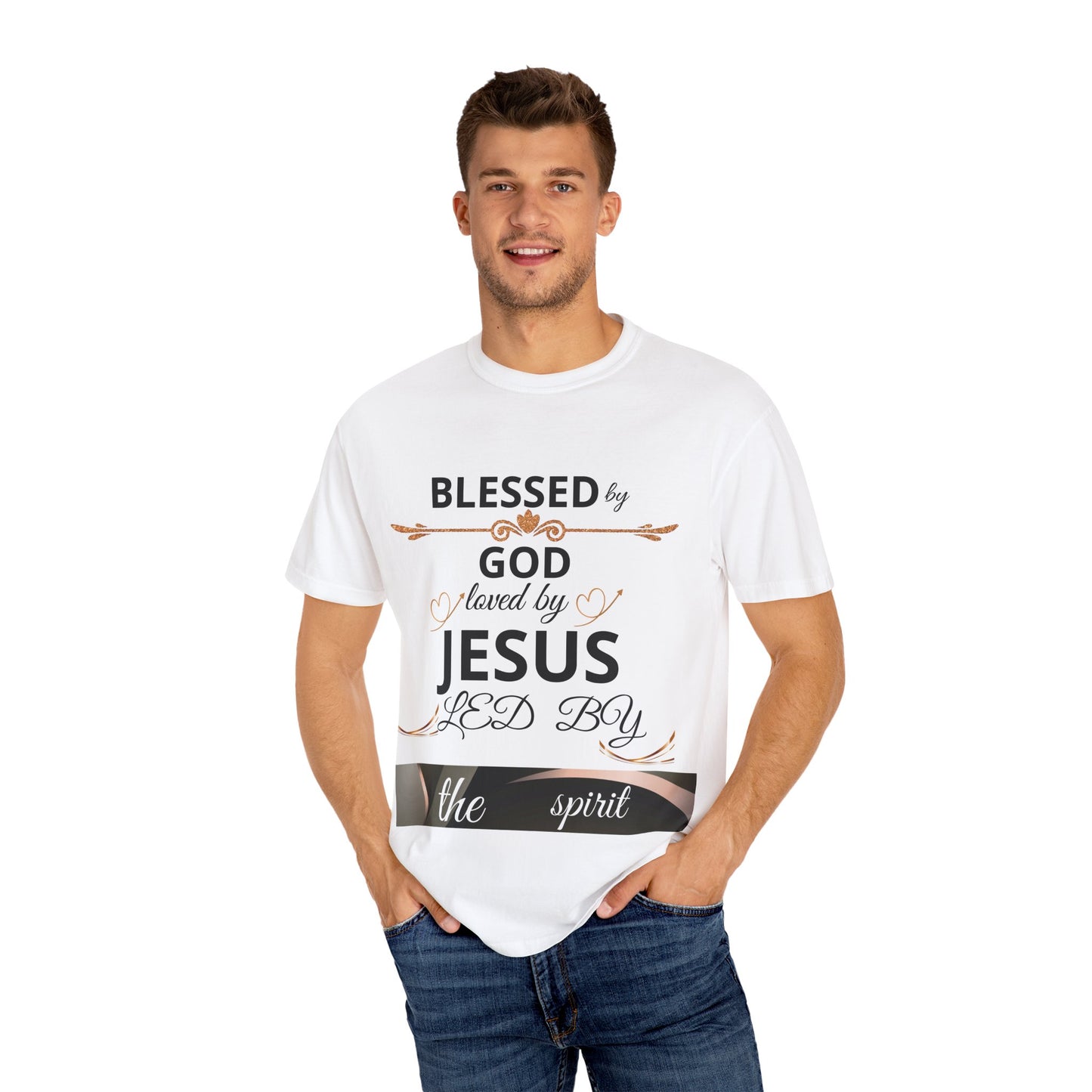Camiseta unisex Blessed by God de Printify con diseño religioso, ideal para iglesia, familia o viajes, ropa de fe.