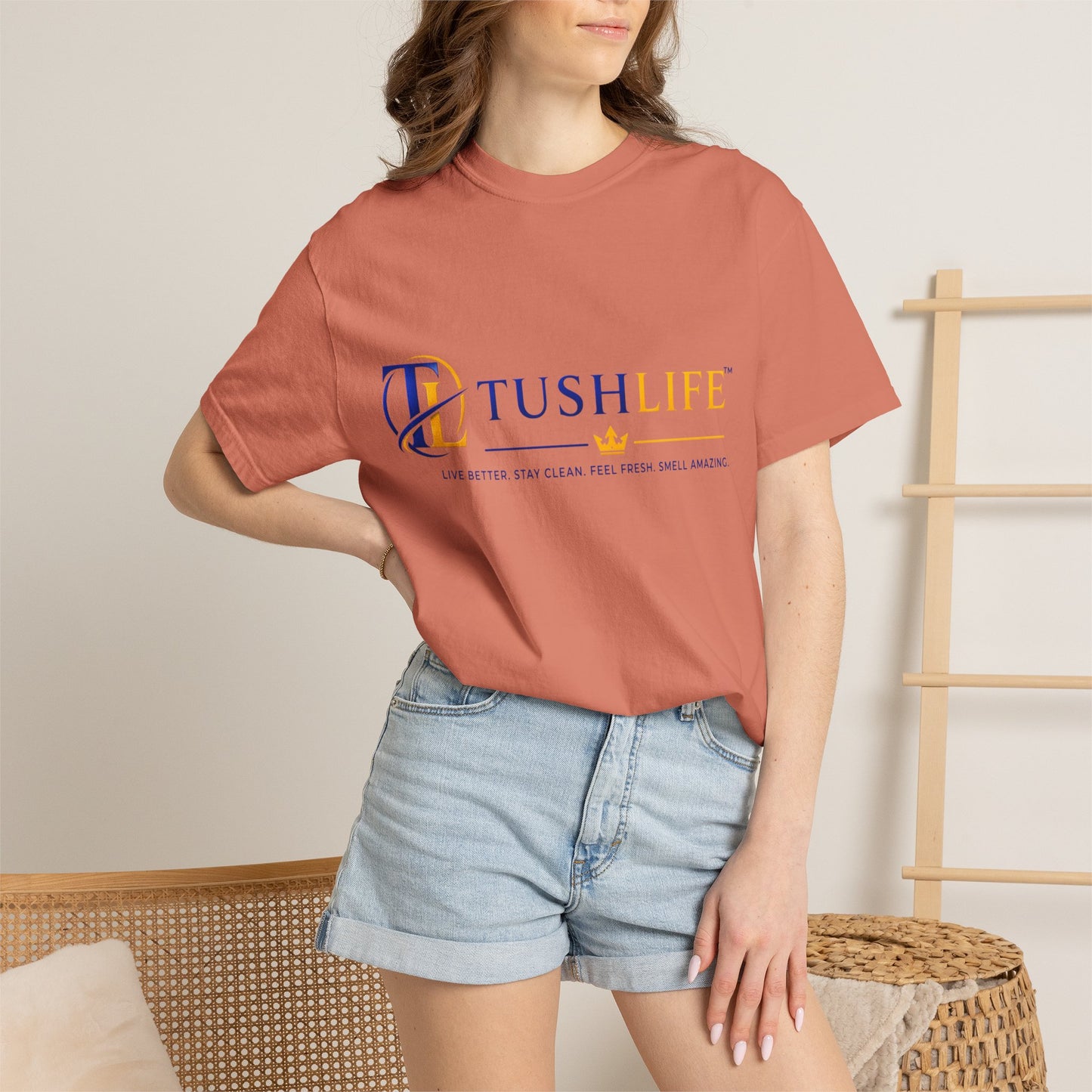 Camiseta de algodón premium TUSHLIFE de Printify, camiseta cómoda para uso diario, vista frontal con cuello redondo y manga corta