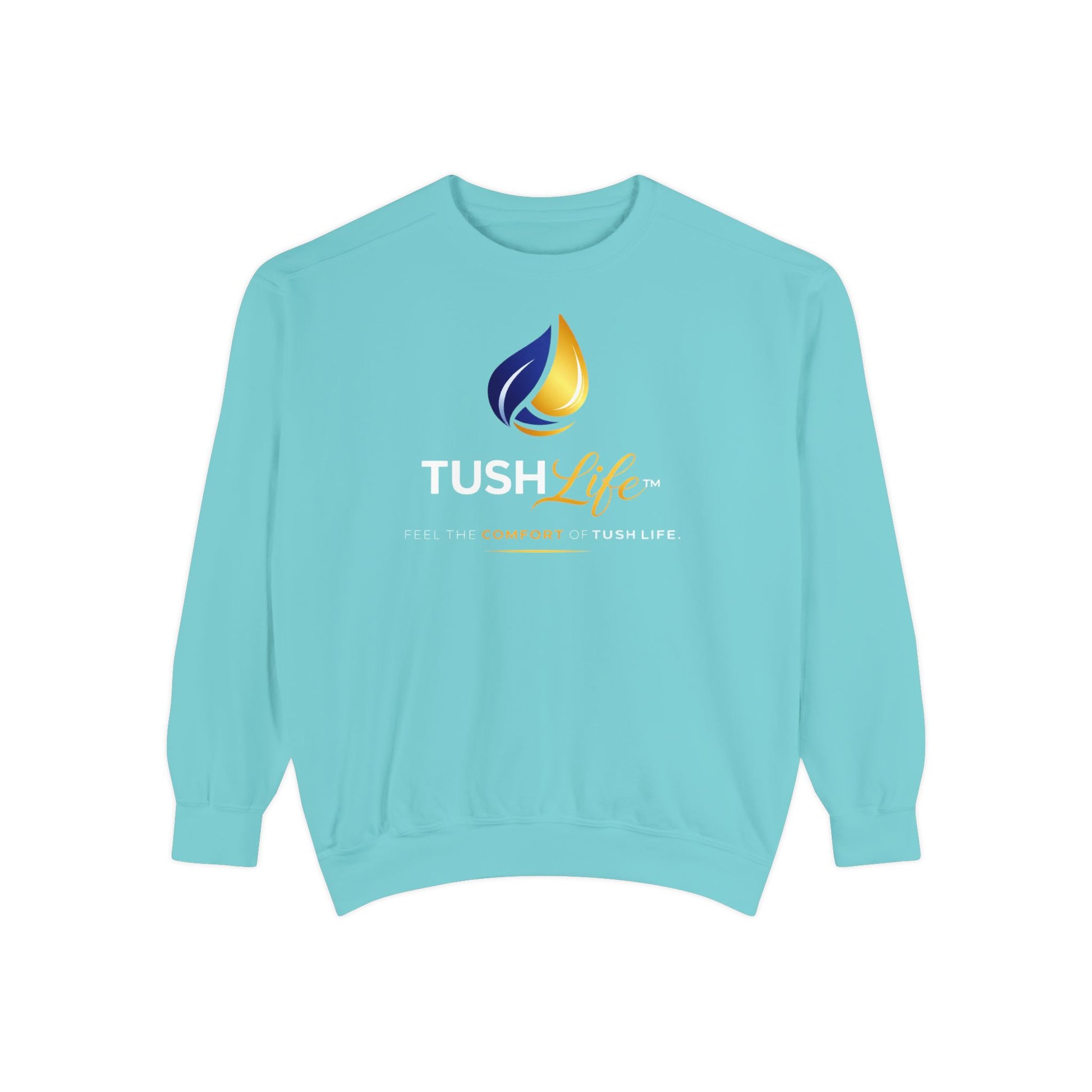 Sudadera Cozy Coral de TushLife de color coral con acabado de tinte, de manga larga y estilo cómodo.