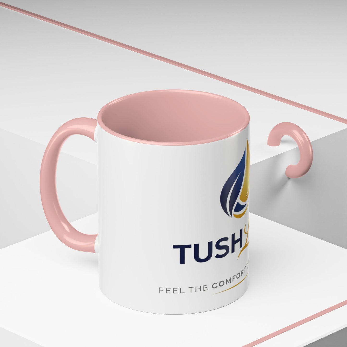 Taza TushLife de 11oz o 15oz de Printify con diseño de cerámica para café o té, vista frontal de la taza blanca con logo.