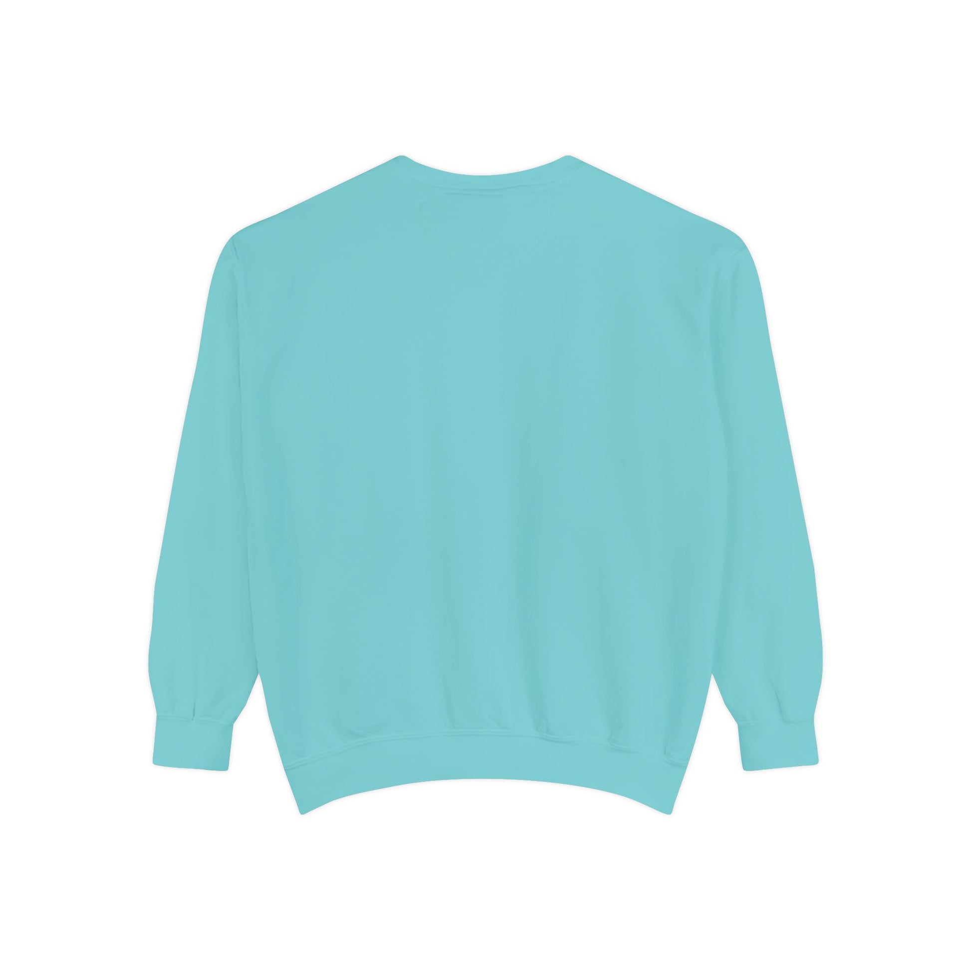 Sudadera TushLife Cozy Coral de Printify con acabado de tinte en la prenda y diseño cómodo y suave.