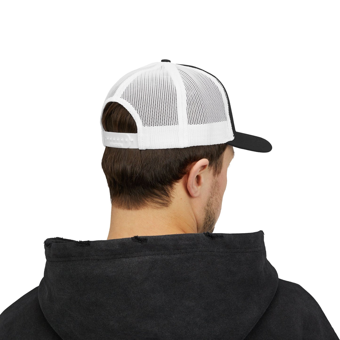 Gorra trucker Dreamblue store, estilo casual y deportivo, ideal para verano, actividades al aire libre y uso diario.