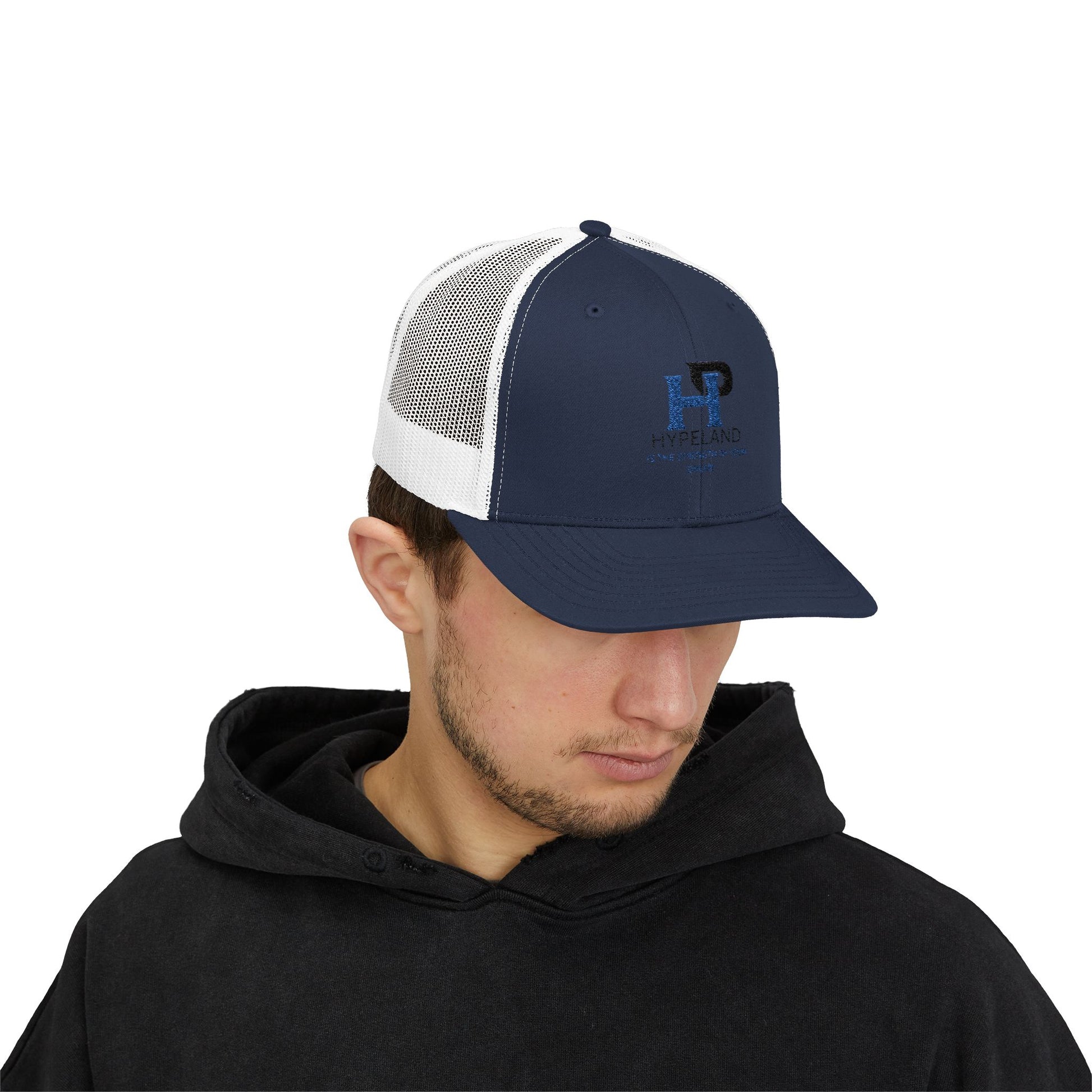 Gorra trucker deportiva de Dreamblue, estilo snapback casual para verano, ocio y actividades al aire libre.
