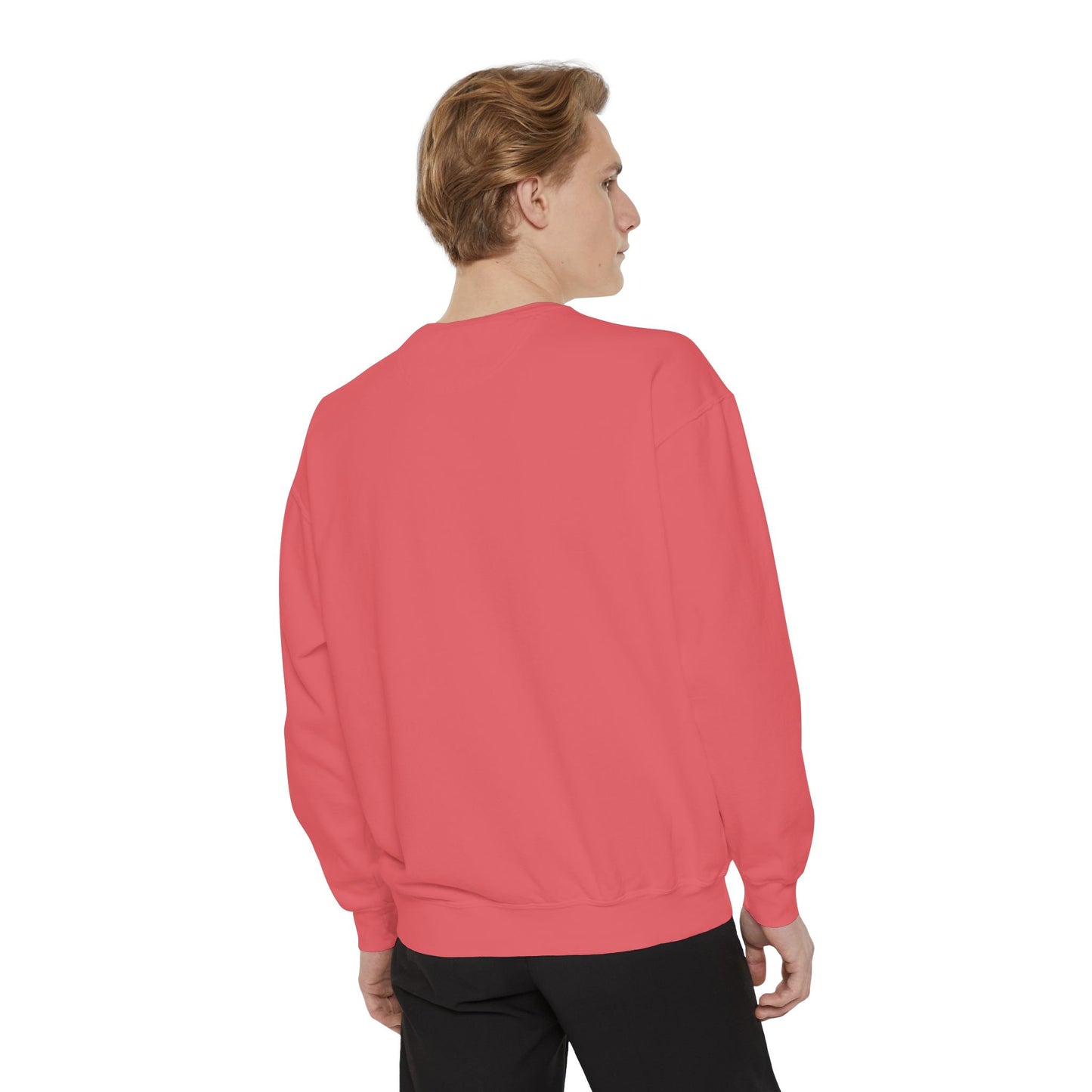 Sudadera Cozy Coral TushLife de color coral para mujer, con tejido suave y casual, diseñada por Printify.