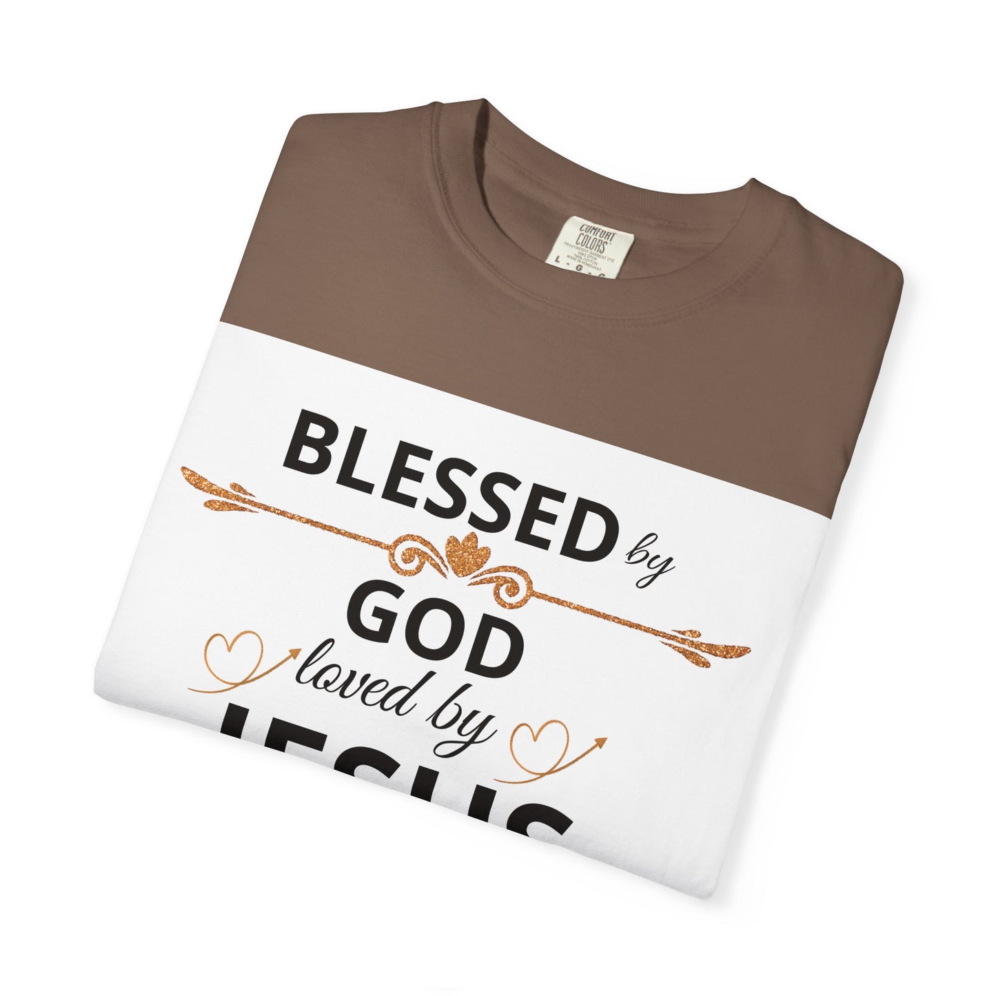 Camiseta unisex de Printify con diseño religioso "Blessed by God" para iglesia, familia y viajes, ropa de fe cristiana.
