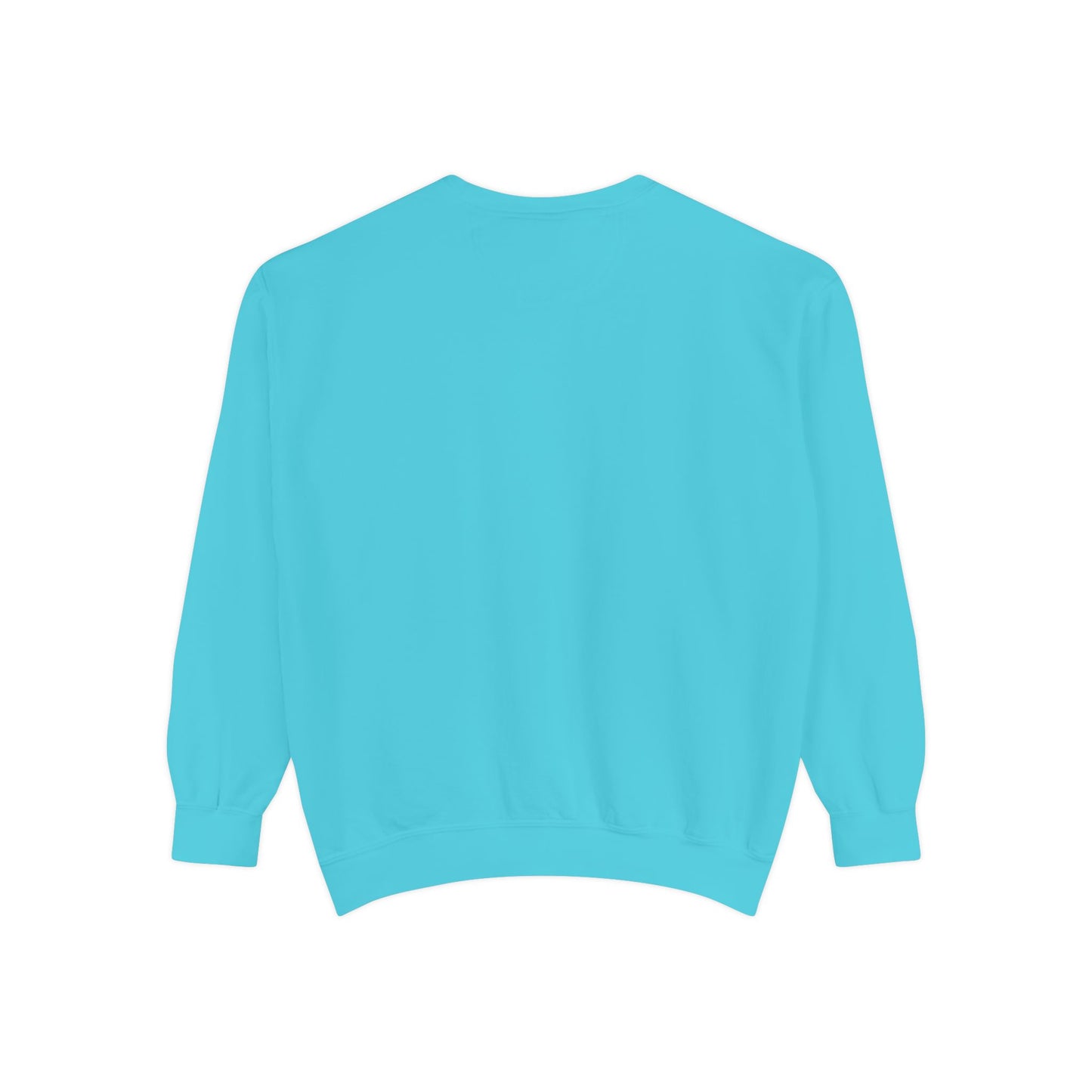 Sudadera TushLife Cozy Coral de Printify con teñido de prenda, de color coral y diseño cómodo para uso casual.