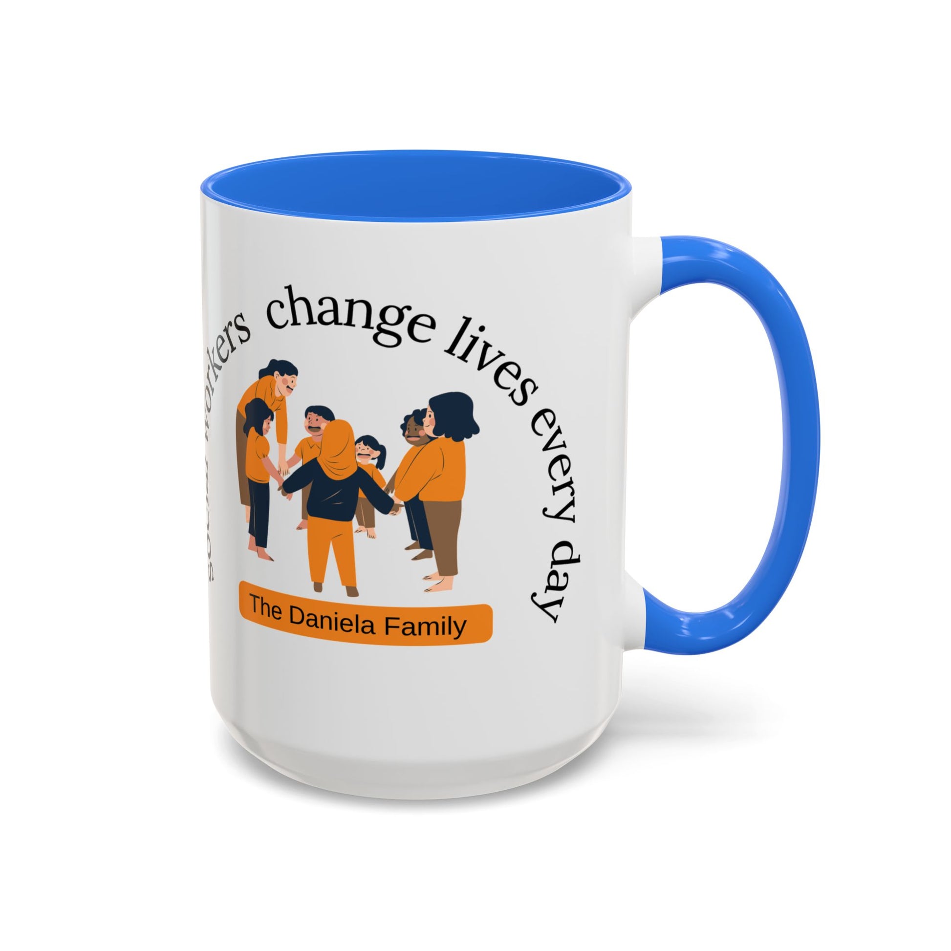 Taza de 11oz o 15oz de Printify con el mensaje "Social Workers Change Lives" en diseño moderno y color llamativo.