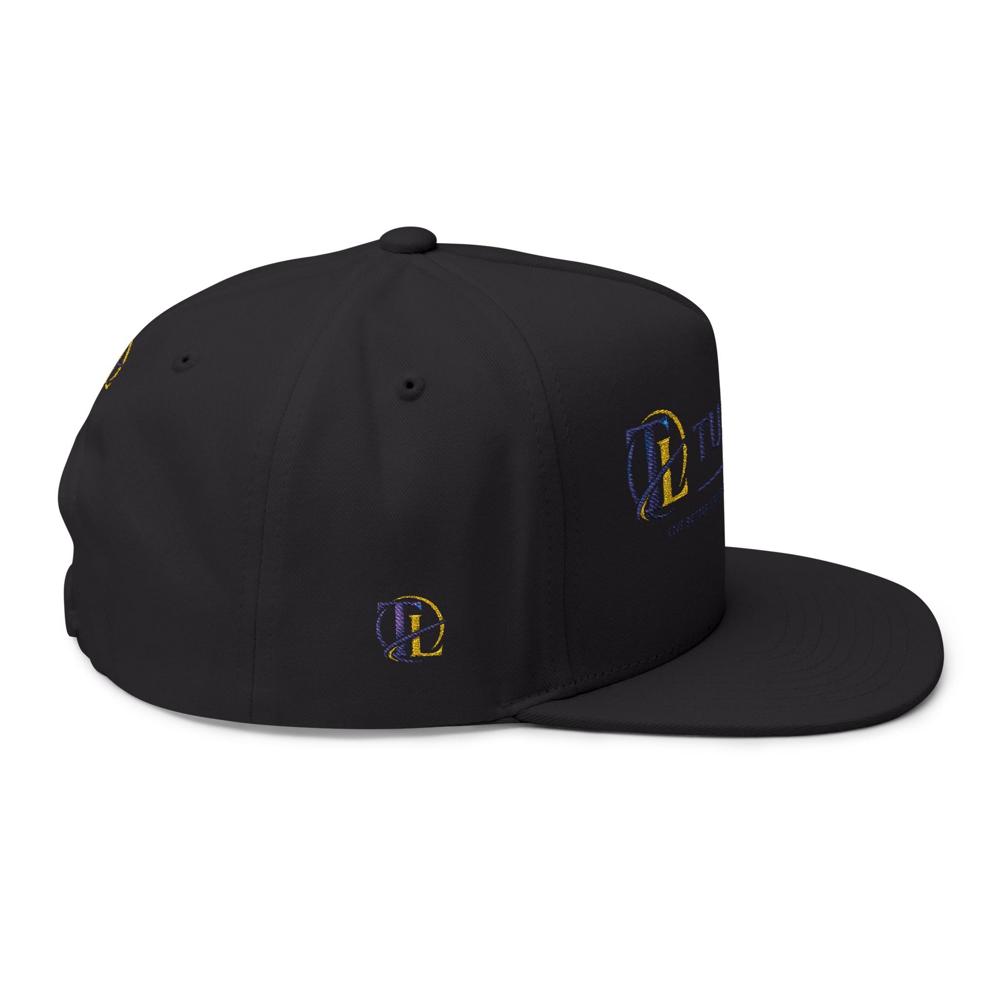 Gorra trucker TushLife con bordado de llamas, malla y cierre ajustable, estilo snapback, marca Printify