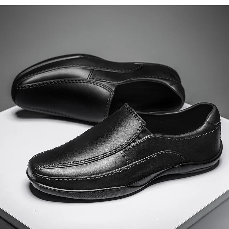 Zapatos de chef para hombre Dreamblue, resistentes al agua y aceite, antideslizantes, cómodos, ligeros y de estilo casual slip-on.